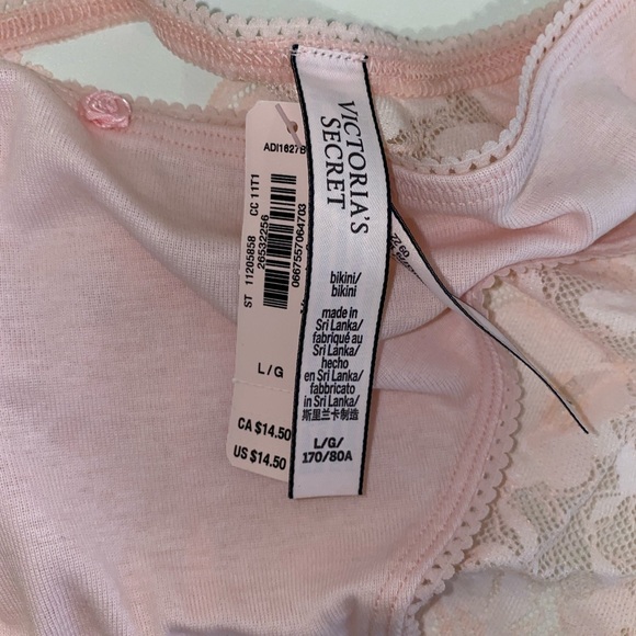 Victoria Secret Lace Bikini - Picture 3 of 6